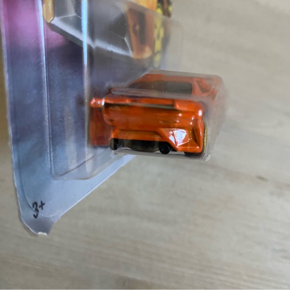 HOT WHEELS • x2‼️ Limited Special Edition Trick Or Treat Halloween Series Cars - Picture 14 of 16